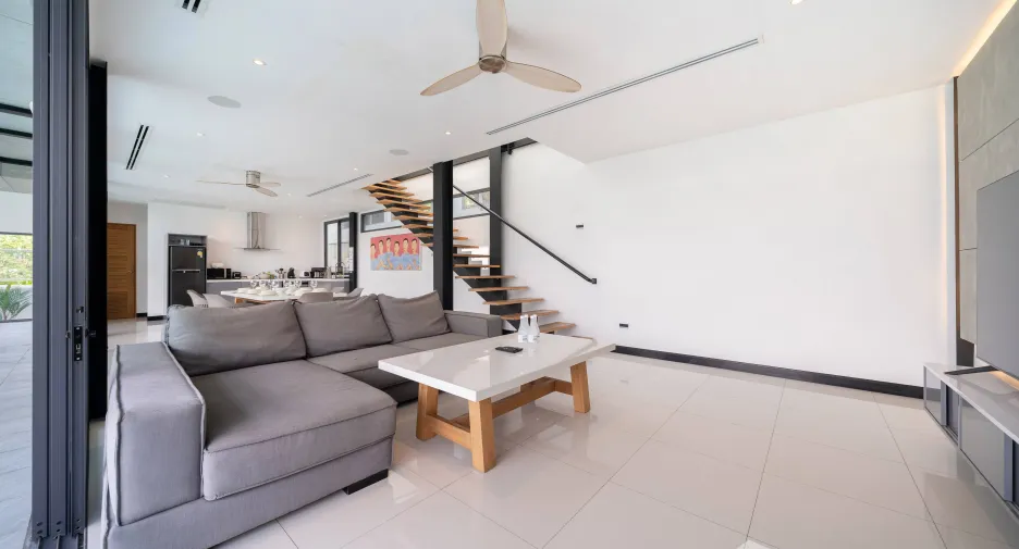 For sale 4 ベッドルーム villa in Mueang Phuket, Phuket