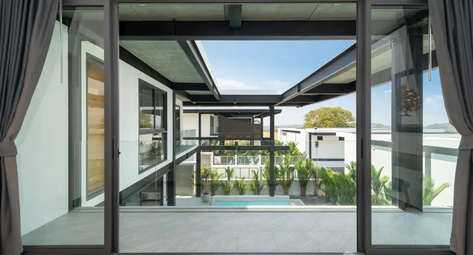 For sale 4 ベッドルーム villa in Mueang Phuket, Phuket