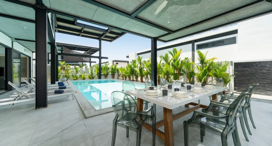 For sale 4 ベッドルーム villa in Mueang Phuket, Phuket