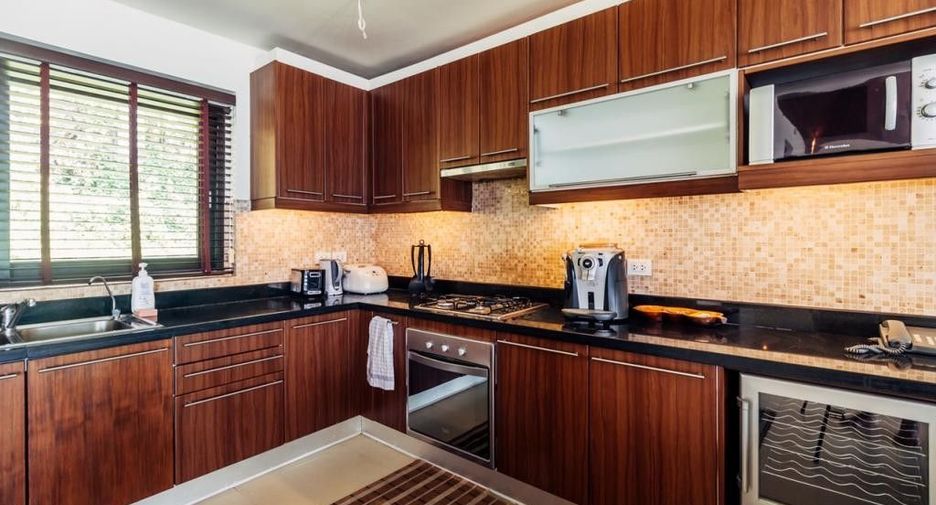 For sale 4 bedrooms villa in Kathu, Phuket