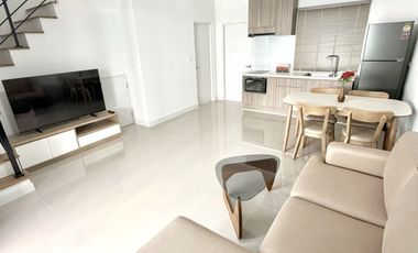 For rent 3 bedrooms townhouse in Bang Phli, Samut Prakan