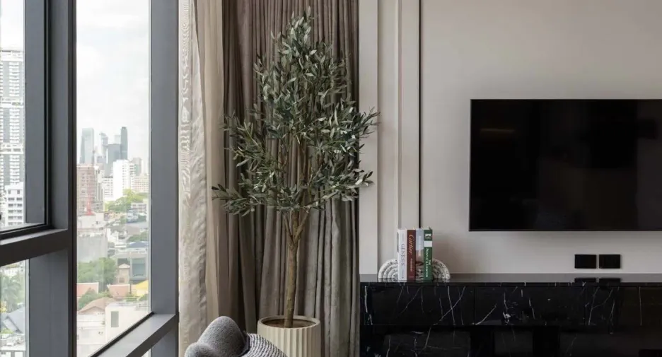 For sale and for rent 2 bedrooms condo in Watthana, Bangkok