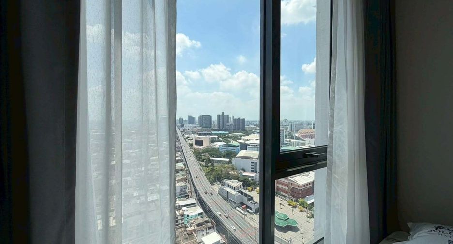 Condo en alquiler de 1 habitaciones en Bang Kapi, Bangkok