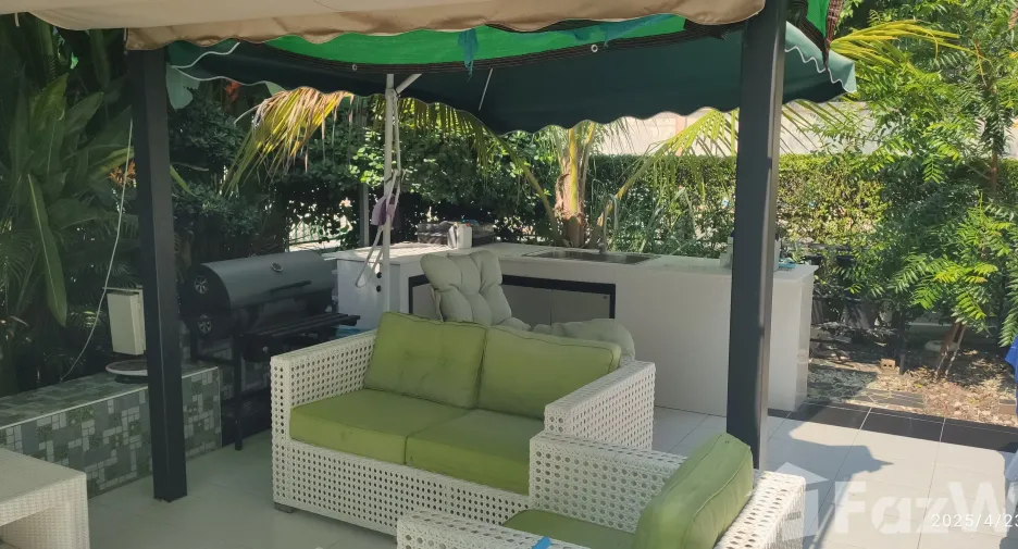 For sale and for rent 4 bedrooms house in Hang Dong, Chiang Mai