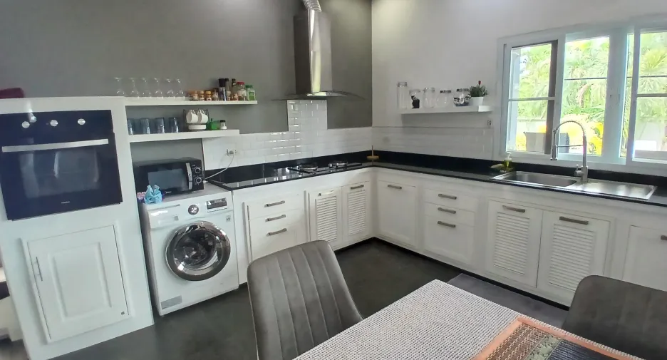 For sale 3 bedrooms villa in Cha Am, Phetchaburi