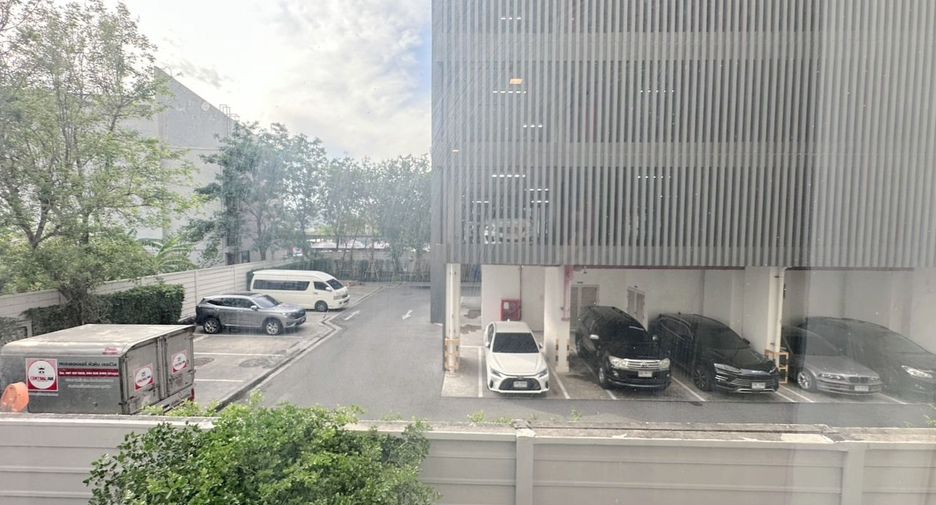 出售 1 卧室 公寓 在 华欣, 班武里府