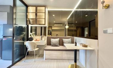 Condo en alquiler de 1 habitaciones en Huai Khwang, Bangkok