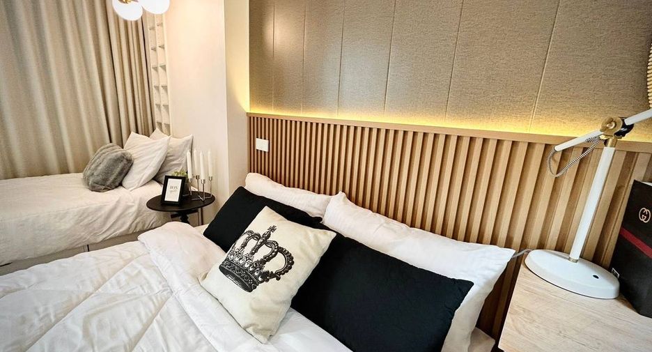 Condo en venta de 3 habitaciones en Huai Khwang, Bangkok