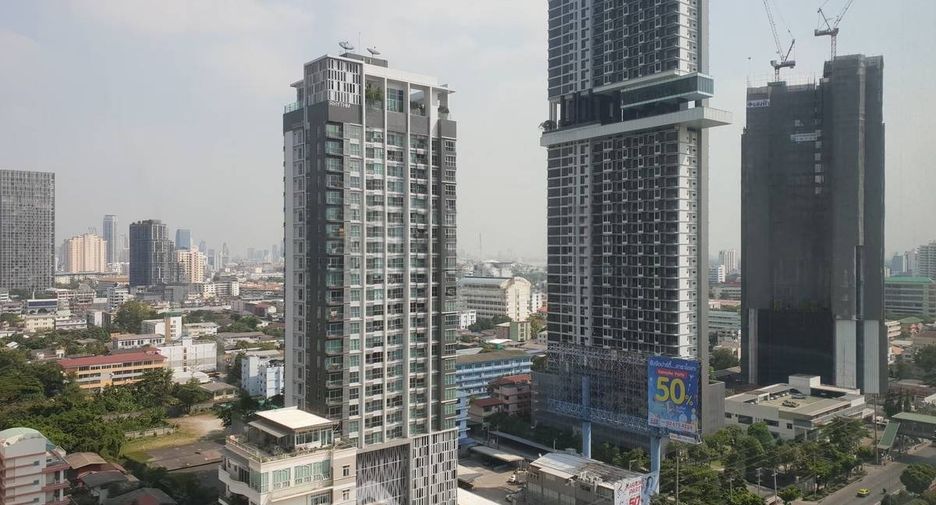 À vendre 1 chambre condo à Sathon, Bangkok