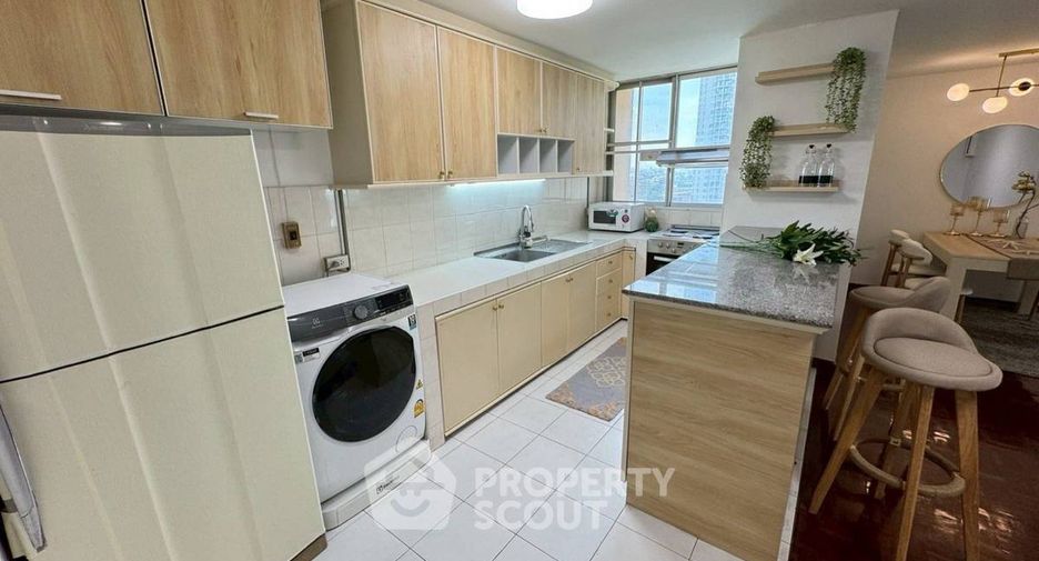 Продажа 2 спальни кондо в Щаттхана, Бангкок