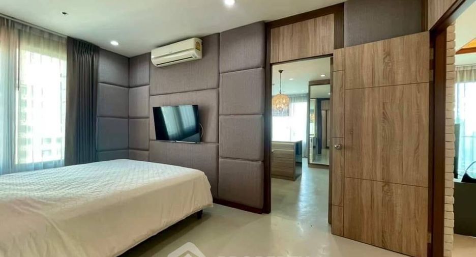 For sale 2 ベッドルーム condo in Watthana, Bangkok