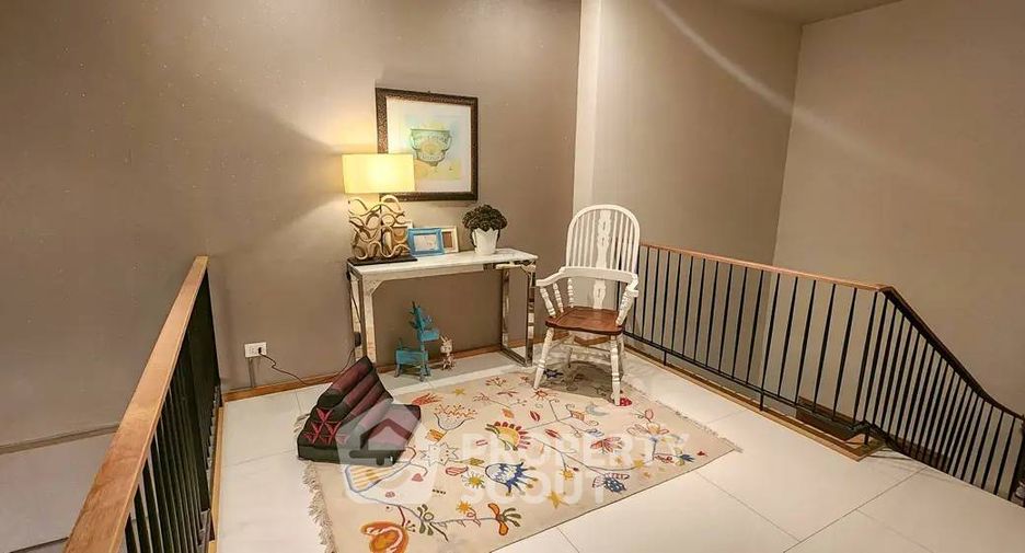 For sale 2 bedrooms condo in Sathon, Bangkok