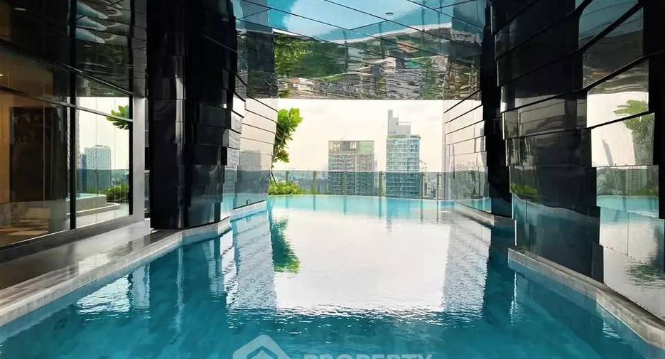 For sale 1 bed condo in Khlong Toei, Bangkok