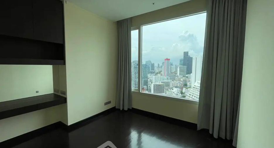 À vendre 3 chambres condo à Sathon, Bangkok