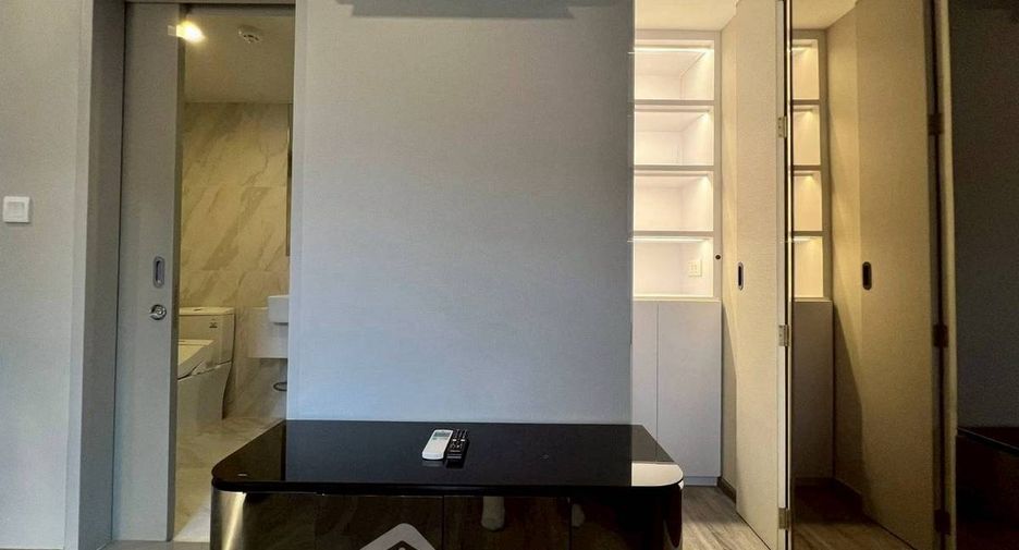 À vendre 1 chambre condo à Khlong Toei, Bangkok
