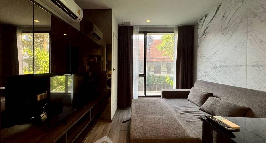 À vendre 1 chambre condo à Khlong Toei, Bangkok