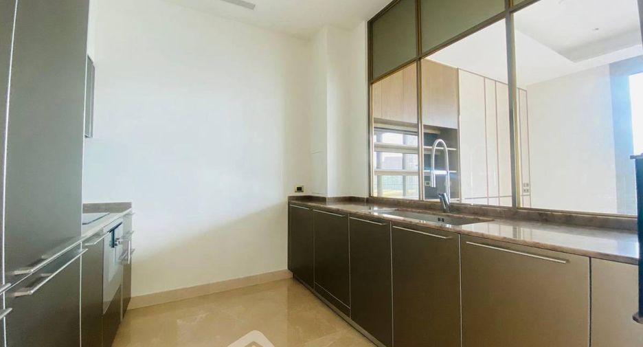 For sale 2 bedrooms condo in Khlong San, Bangkok