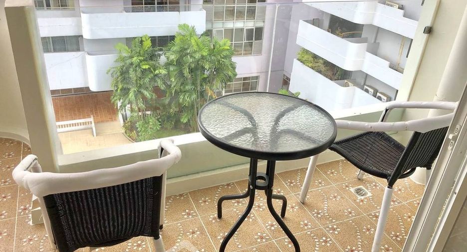 À vendre 3 chambres condo à Khlong Toei, Bangkok