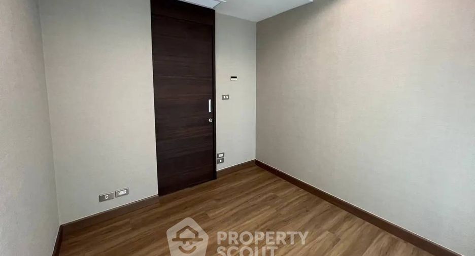 Condo en venta de 2 habitaciones en Khlong Toei, Bangkok