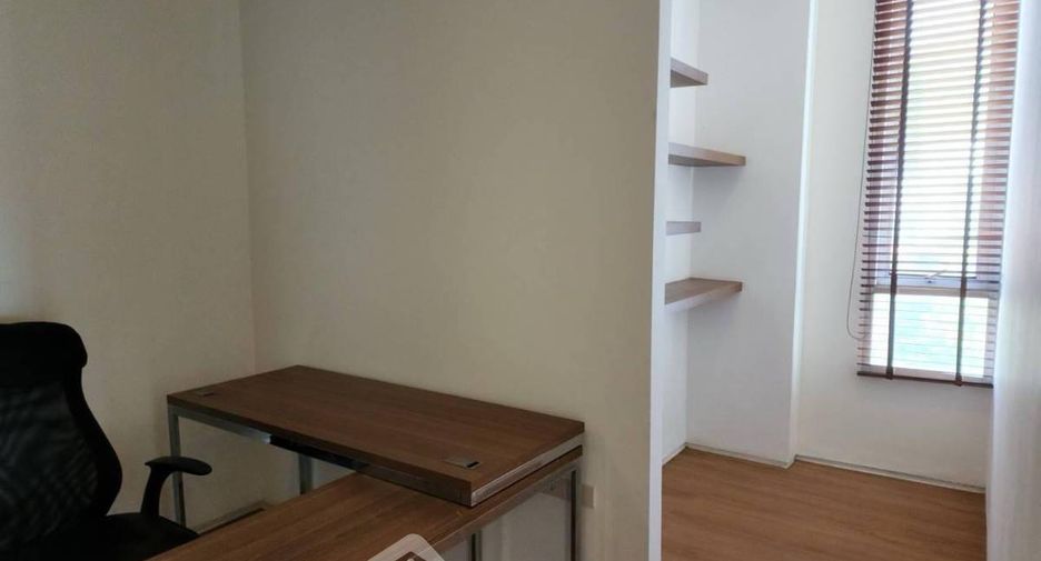 For rent 2 bedrooms condo in Phaya Thai, Bangkok