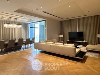 Condo en venta de 4 habitaciones en Watthana, Bangkok