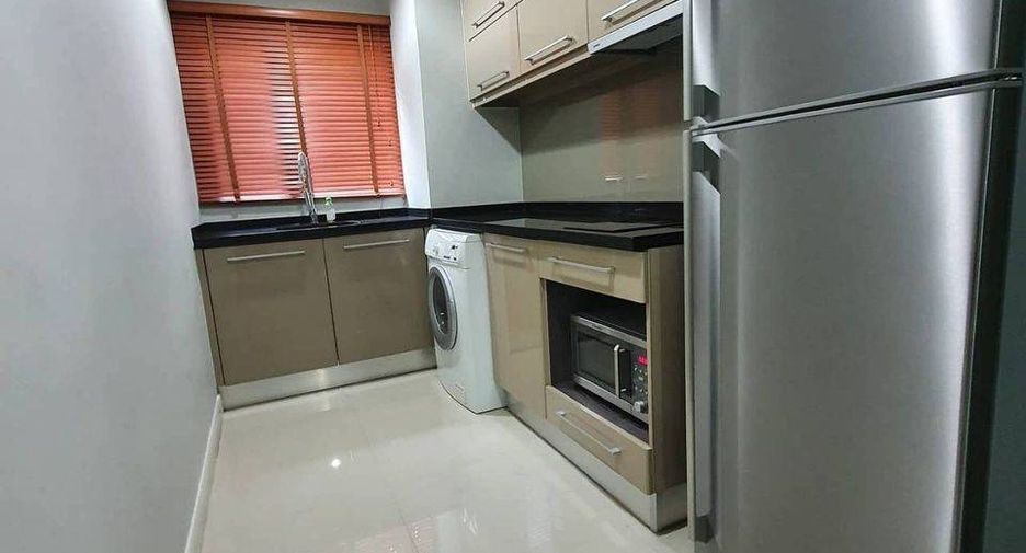 For rent 1 bed condo in Watthana, Bangkok