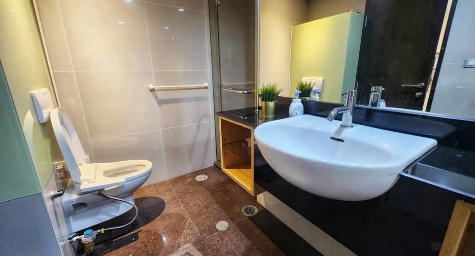 Condo en venta de 1 habitaciones en Khlong Toei, Bangkok