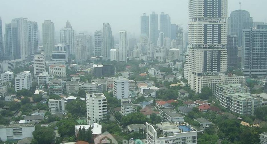 ให้เช่า 3 ห้องนอน คอนโด ใน คลองเตย, กรุงเทพฯ