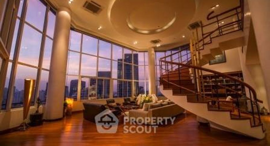 For rent そして for sale 5 ベッドルーム condo in Khlong Toei, Bangkok