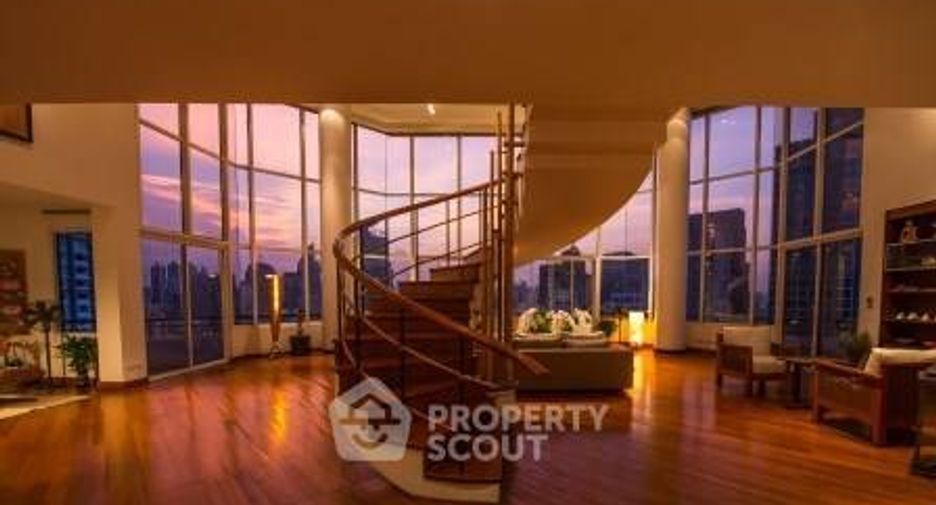 For rent そして for sale 5 ベッドルーム condo in Khlong Toei, Bangkok