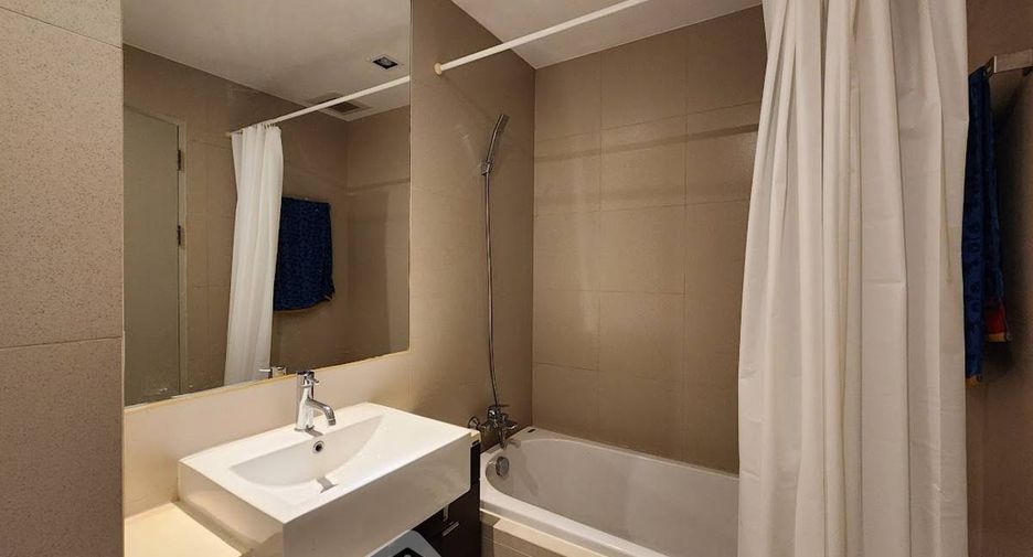 Condo en alquiler de 2 habitaciones en Watthana, Bangkok