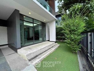 ให้เช่า 3 ห้องนอน บ้านเดี่ยว ใน บางกะปิ, กรุงเทพฯ