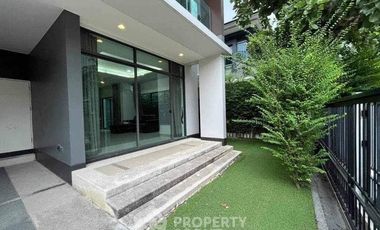ให้เช่า 3 ห้องนอน บ้านเดี่ยว ใน บางกะปิ, กรุงเทพฯ
