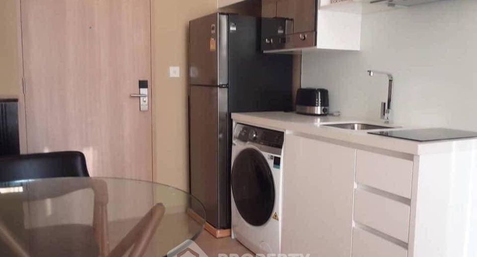 À vendre 1 chambre condo à Khlong Toei, Bangkok