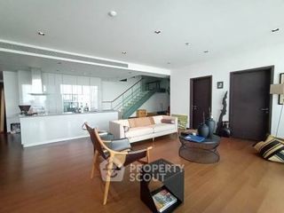 Продажа 3 спальни кондо в Кхлонг Тоеи, Бангкок