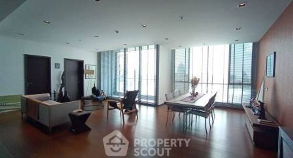 Condo en venta de 3 habitaciones en Khlong Toei, Bangkok
