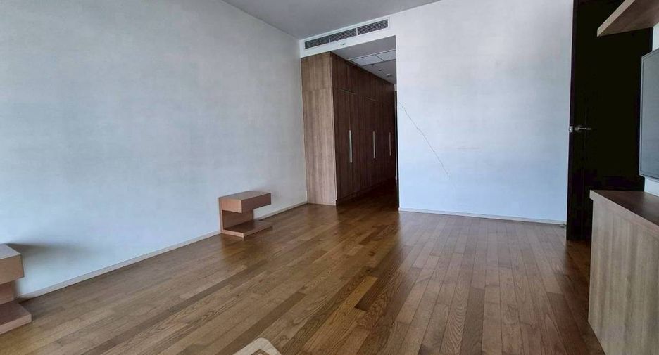 Condo en alquiler de 2 habitaciones en Khlong Toei, Bangkok