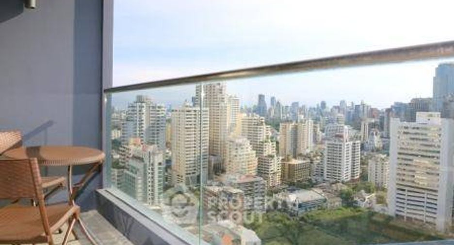 Condo en venta de 2 habitaciones en Khlong Toei, Bangkok