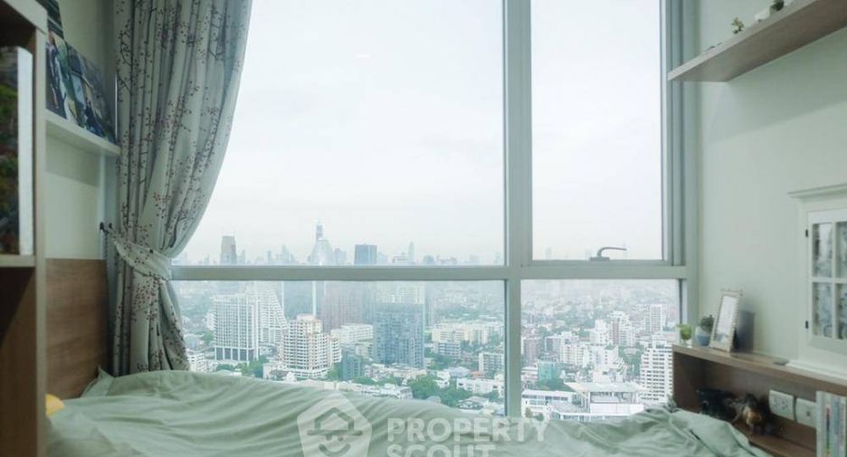For rent 2 bedrooms condo in Phaya Thai, Bangkok