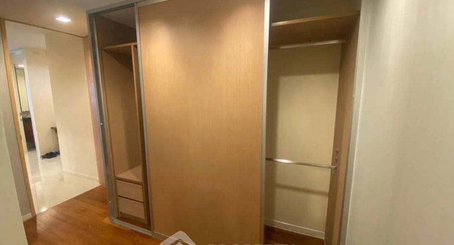 À vendre 2 chambres condo à Sathon, Bangkok