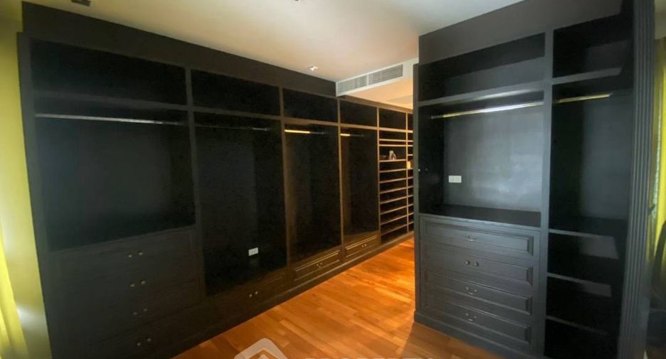 À vendre 2 chambres condo à Sathon, Bangkok