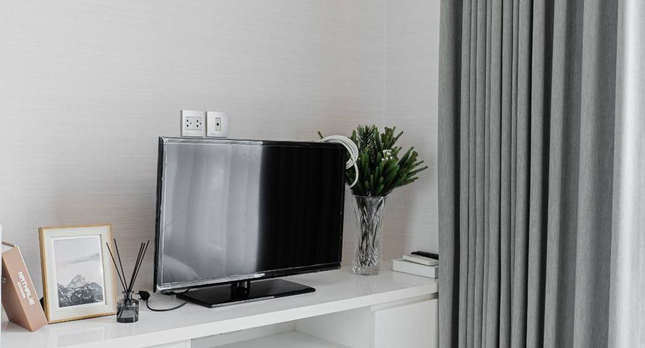 For rent and for sale 2 bedrooms condo in Watthana, Bangkok
