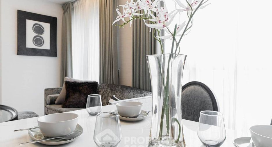 For rent and for sale 2 bedrooms condo in Watthana, Bangkok