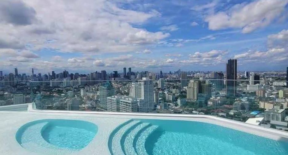 Condo en alquiler de 2 habitaciones en Watthana, Bangkok