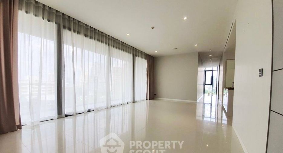Condo en venta de 2 habitaciones en Khlong Toei, Bangkok