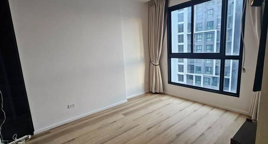 Продажа 1 кровать кондо в Хуаи Кхщанг, Бангкок