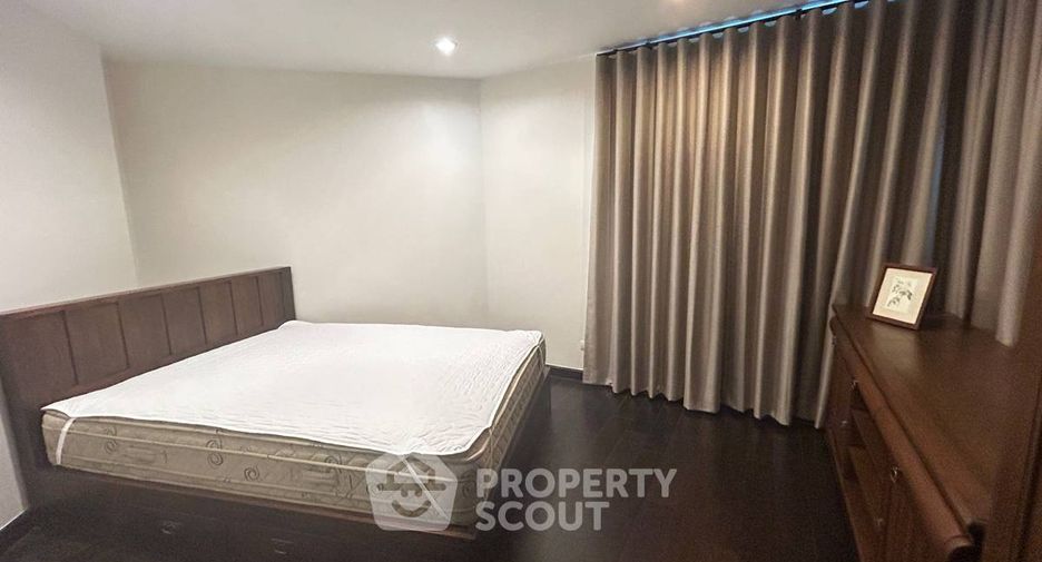 For sale 2 bedrooms condo in Sathon, Bangkok
