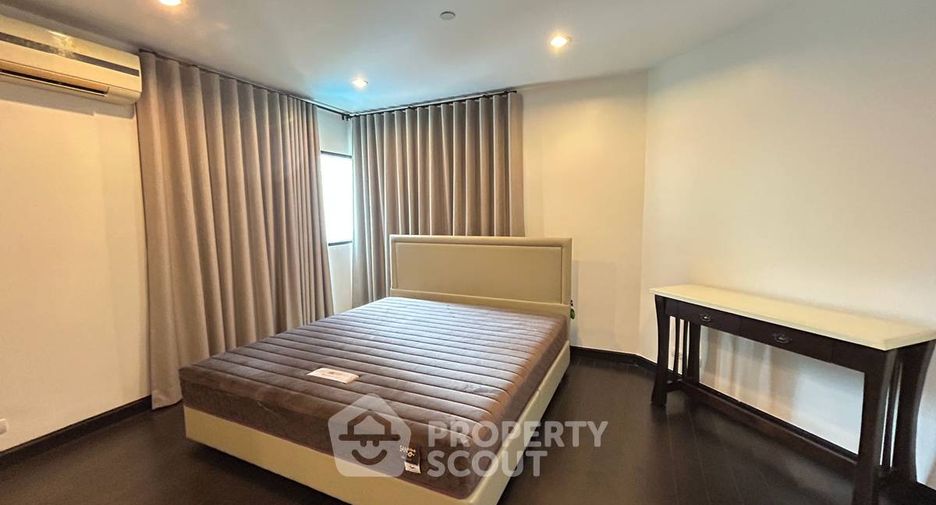 For sale 2 bedrooms condo in Sathon, Bangkok