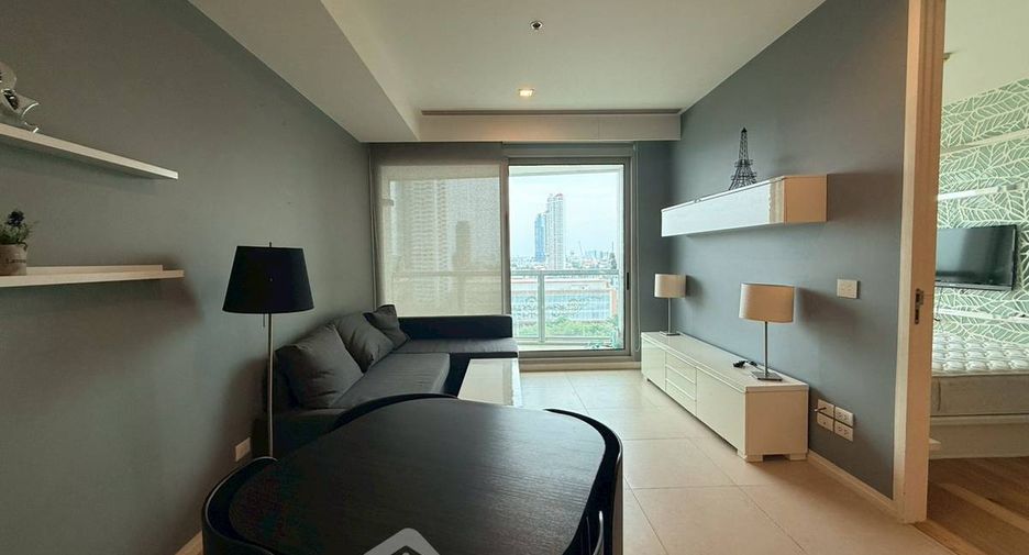For rent and for sale 1 bed condo in Sathon, Bangkok