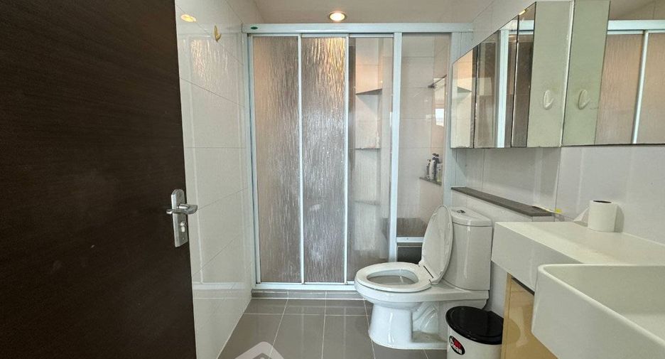 For sale 1 bed condo in Huai Khwang, Bangkok
